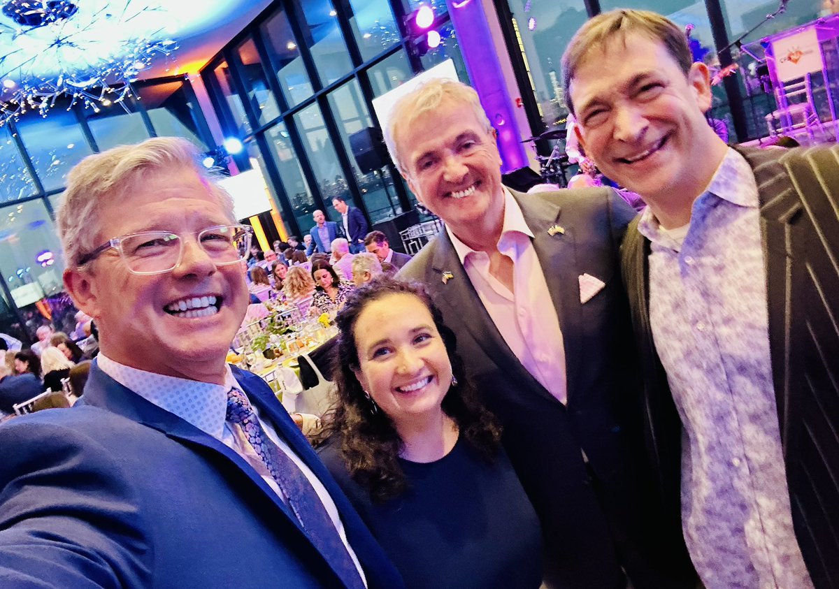 FredWasiak's tweet photo. The @CFBNJ celebrates special honoree, retiring Agriculture Secretary Douglas Fisher, @NJDA. Other #foodsecurityHeroes including @SpeakerCoughlin and @GovMurphy! The #NJFoodBanks are grateful for their support to #EndHungerInNJ! @NORWESCAP @MercerStFriends @FulfillNJ @foodbankSJ https://t.co/MCW9k29Vhl