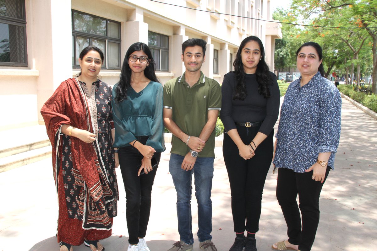 NorthCap_Univ's tweet photo. #Congratulations to Ananya Sharma, Shubham Jain and Arpita Samal - the innovative minds behind the winning project of Innohacks 2.0, KIET Ghaziabad XR Category held on 23rd & 24th April 2023. We wish them the best for all future endeavours!
#CSE #Proud #NCU #NorthCap https://t.co/I1k4BjDXRA