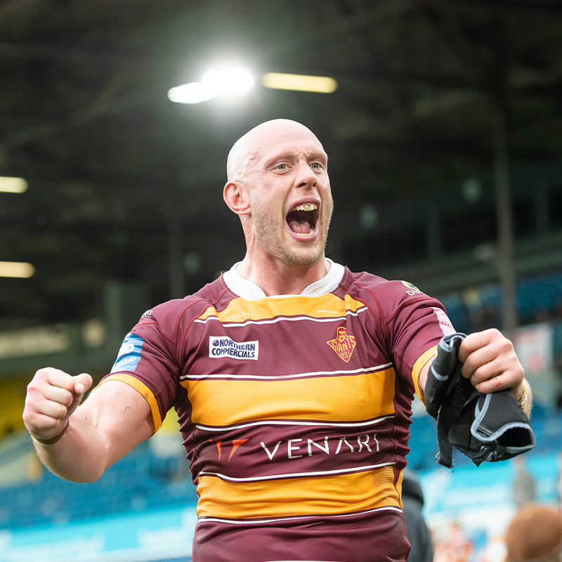 Giantsrl's tweet photo. 2⃣ 𝗠𝗢𝗥𝗘 𝗬𝗘𝗔𝗥𝗦

How happy are we that @Chrishilly1987 is 🔐'ed in.

#CowbellArmy🐮🔔 https://t.co/KDfwoDaHZo