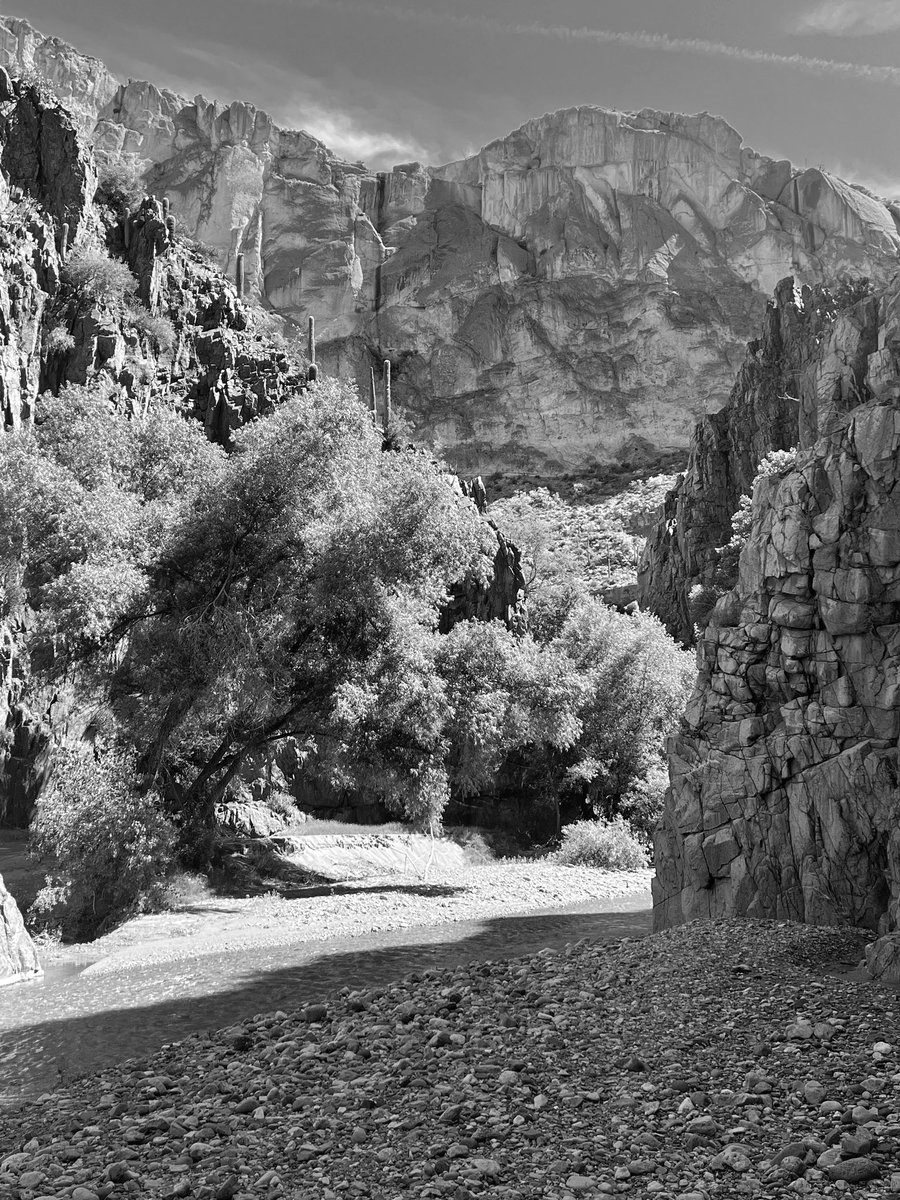 Aravaipa Canyon, central Arizona. #azhiking #landscapephotography