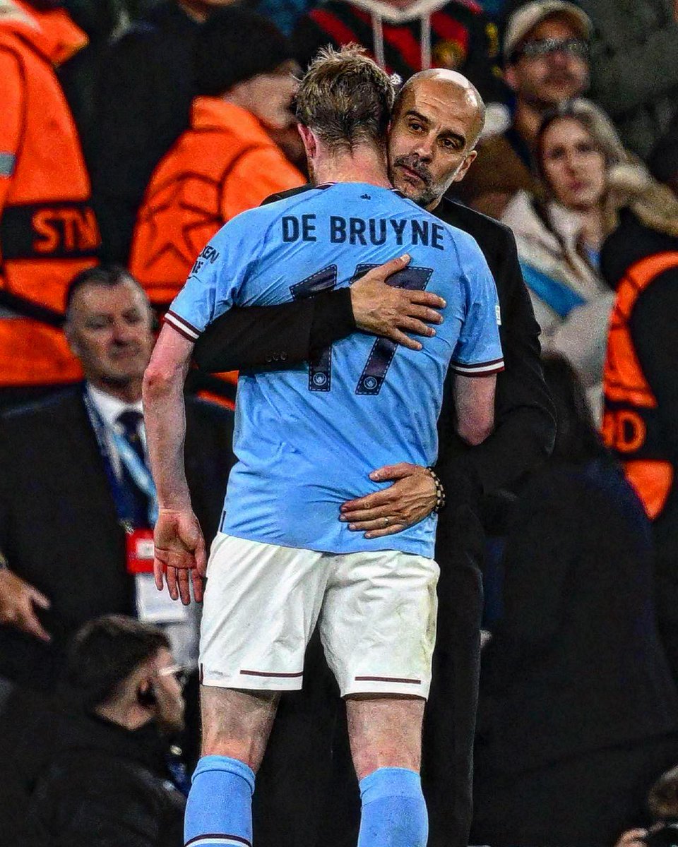 cityreport_'s tweet photo. Pep Guardiola on Kevin De Bruyne: "We shouted at eachother and I love it!" https://t.co/c1n2FUqxxa