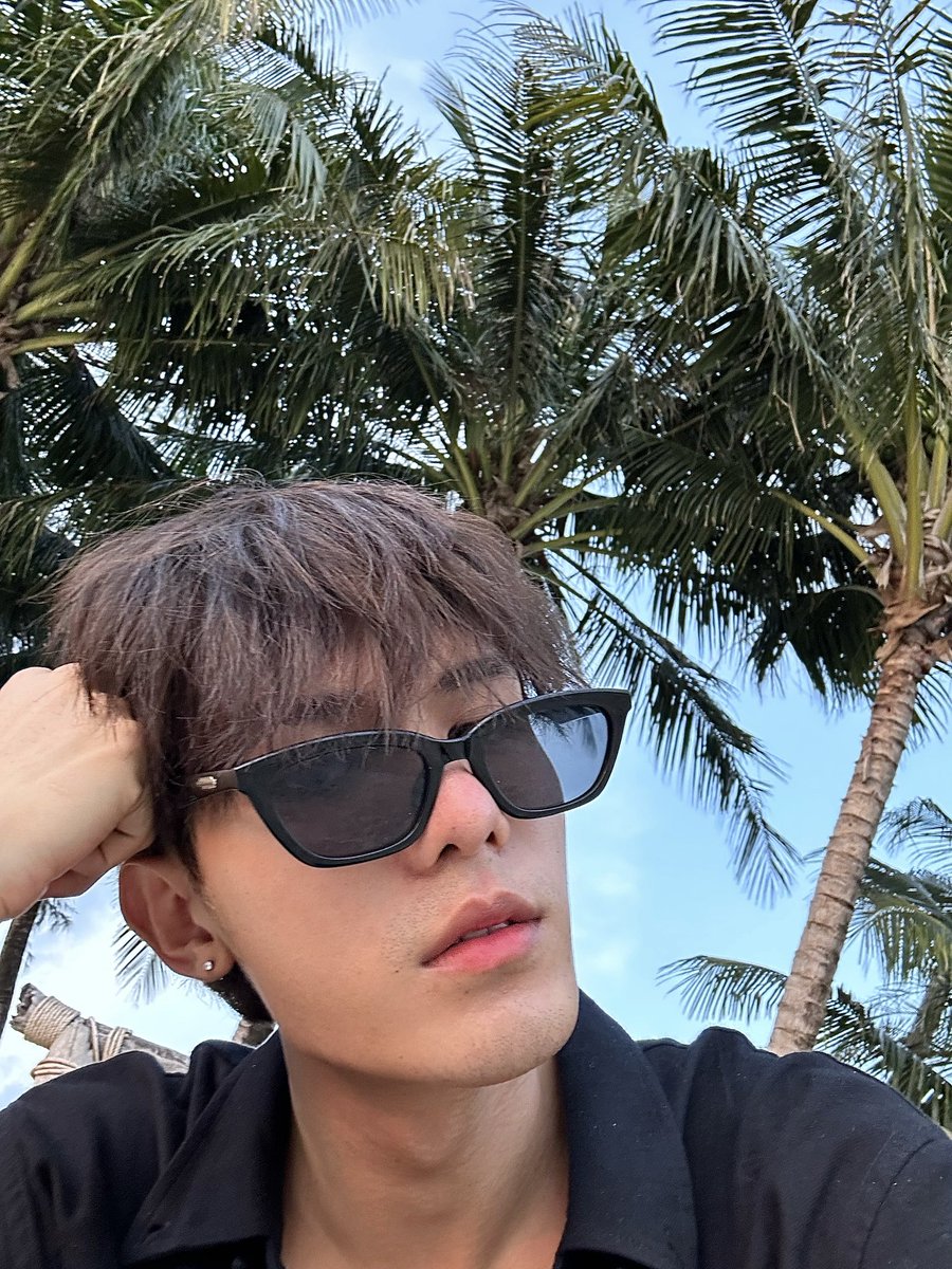 Friday mood, moment with sunset 🌅 #netsiraphop