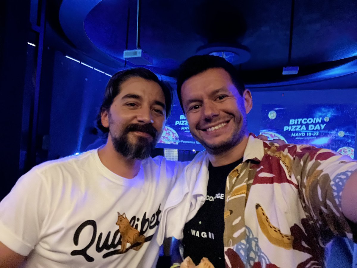 cristpereirag's tweet photo. EVENTAZO el que se mandó ayer @juangmercado @imjackyrivero y todo el equipo de @SoyHodler en el #BitcoinPizzaDayCol siendo el más grande que se haya organizado en Colombia 🇨🇴!! Felicitaciones 🎊! Esto demuestra que @BlockSummitLA será un éxito! https://t.co/Qi5RXmLZfP
