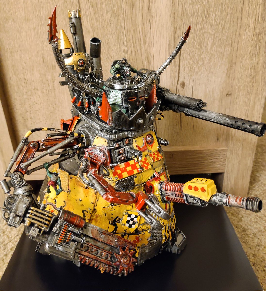 RowanArtifex's tweet photo. @TheLilMek Here is my big shooty lad! #stompawalk https://t.co/ZZim1sG4VA