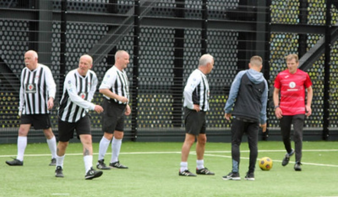LastLegsFC's tweet photo. Photos from our Thursday games in the @NU_Foundation WF League, by @TyneSnapper .
For the full album, hit this link: https://t.co/re8s8SphWR

@WalkingFootball @theberrypub @ne_taxis @CWFPLimited @mal44 @mano_mofrad @alfiejoey @DaveFromUpNorth @DavyChristmas @H4mmy14 @Geordioca ⚽ https://t.co/ryNcIK4Zyn