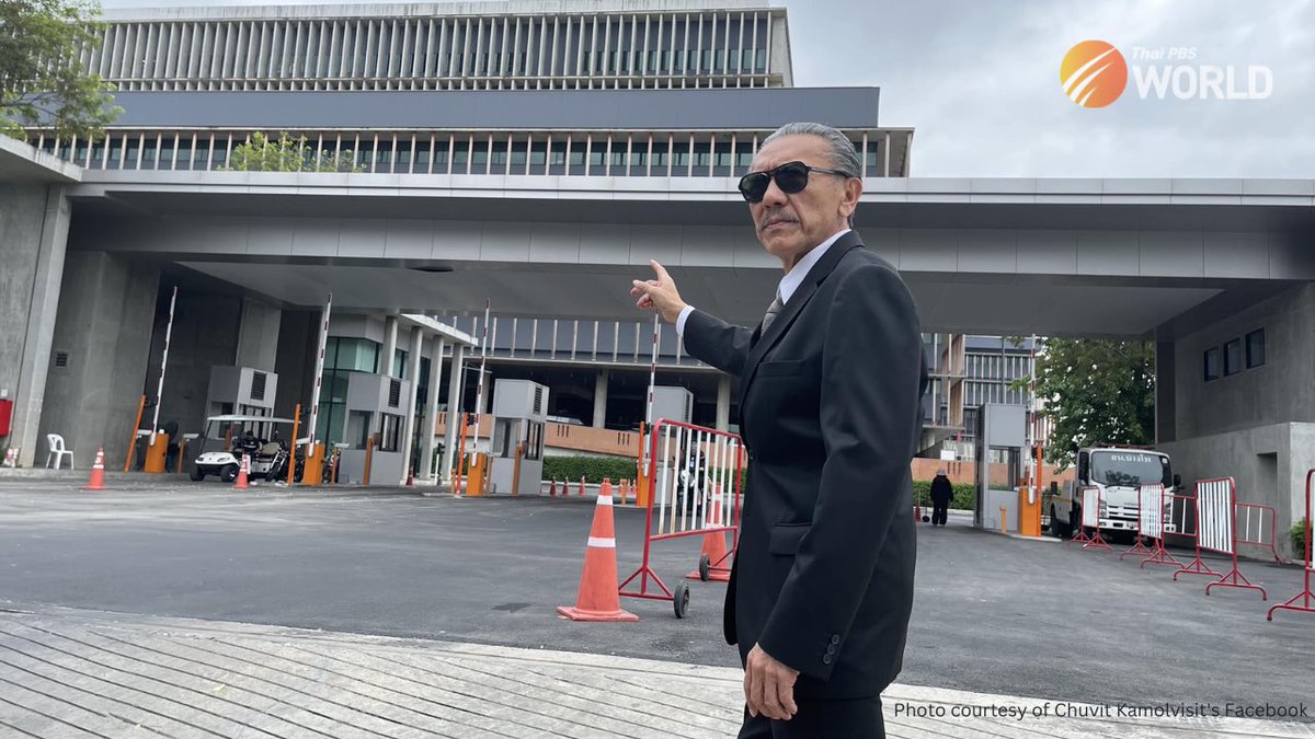 thaimythbuster's tweet photo. #Chuwit Kamolvisit Thailand’s ‘super-pimp’ first became a whistleblower and now: a clown. How bizarre is it to hear a pimp who was infamous for enslaving 13,14-year-old girls in his sex imperium suddenly warning that Marihuana should be banned because it is harmful to School kids https://t.co/2GaO4g4Kzj