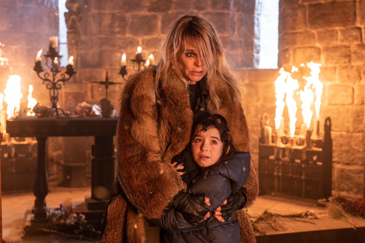 First look from 'La Ermita' (The Chapel) - Directed by Carlota Pereda - with Belén Rueda, Maia Zaitegi, Joséan Bengoetxea, Loreto Mauleón, Jon Olivares, Elena Irureta.