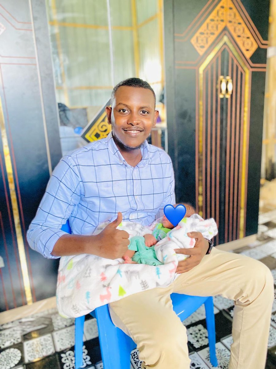 dhageeyy's tweet photo. Allxamdullillah🤲
Waxa Shalay Galab Abaaro 03:49PM Daqiiqo Maalin Khamiis Taariikhduna Ke beegneyd 18/May/2023 Ifka Kuso Biiray Wiilkeyga Curadka Saajid Yare Waxana Ku Leeyahay Aabbe Macan Ku Soo Dhawaaw Dunidaan Quruxda Badan iyo Aabbe ku Jecel

Allow Adaa Mahadleh https://t.co/j5nffghgyO