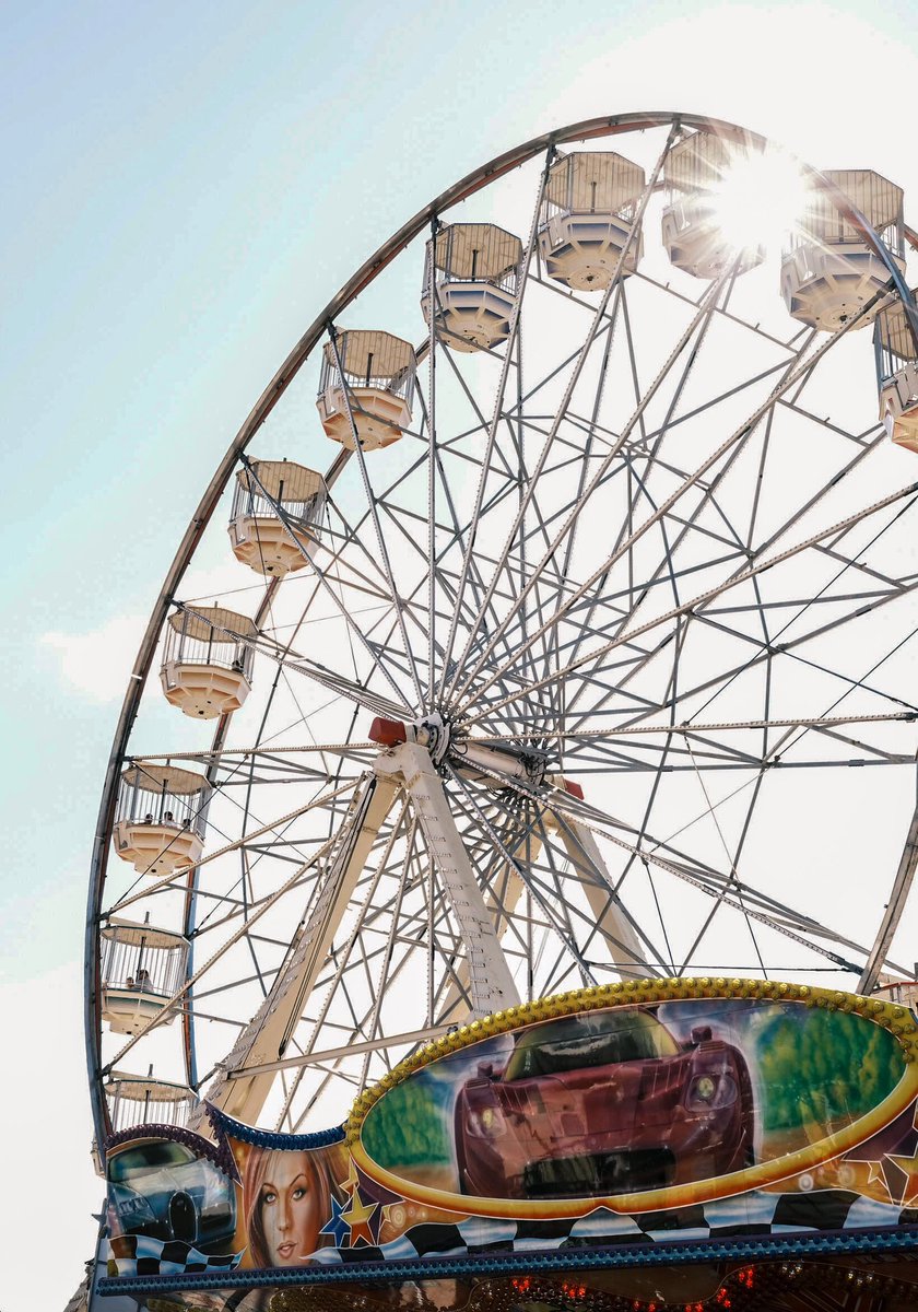Diannesimages's tweet photo. Show day. 
@IpswichShow #ipswichqld #fujifilm_xseries #fujifilmx_au #womenphotographers #streetphotography https://t.co/IJRuLEtzgC