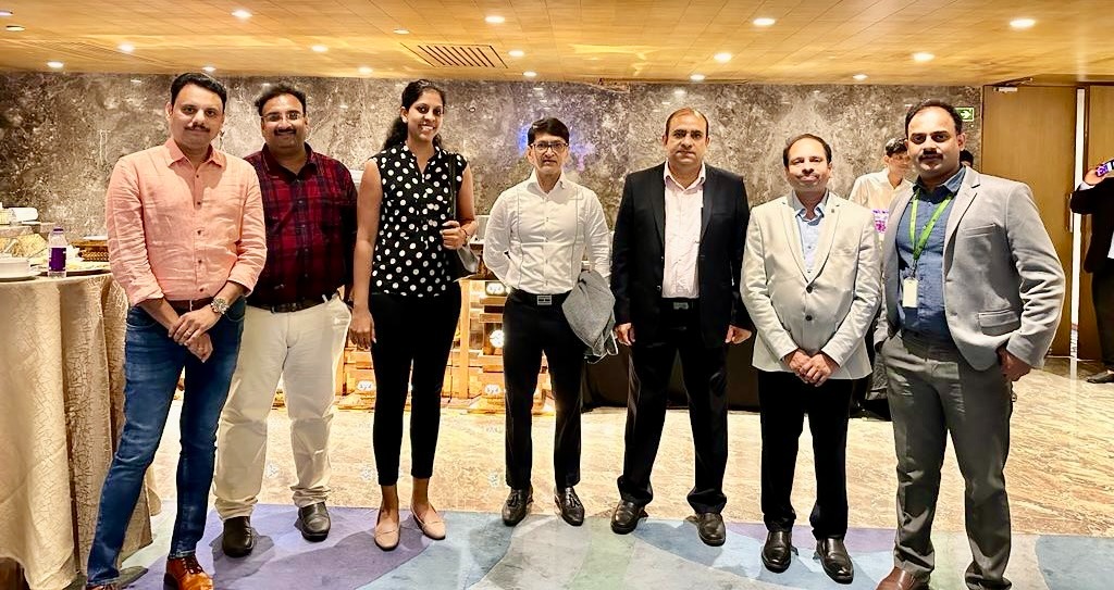 🔹CtrlS hosted a networking dinner to discuss the establishment of a data center in #Vizag IT Hills. 

#APEITA 
#IT 
#CtrlS
#VizagIT
#AndhraPradesh
#AndhraIT