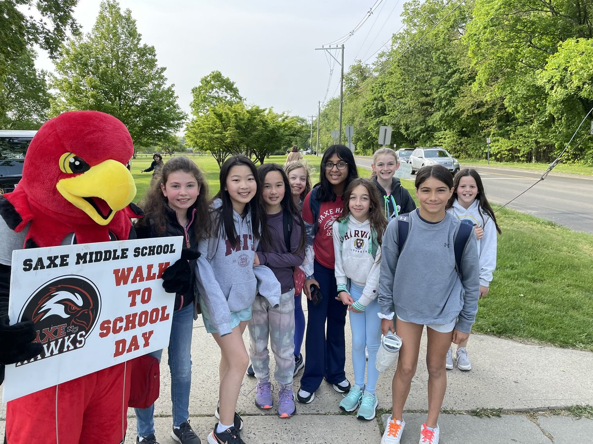 JAdams7532's tweet image. Beautiful day @SaxeMS for Walk/Bike to School Day.  Great to see so many families this morning!