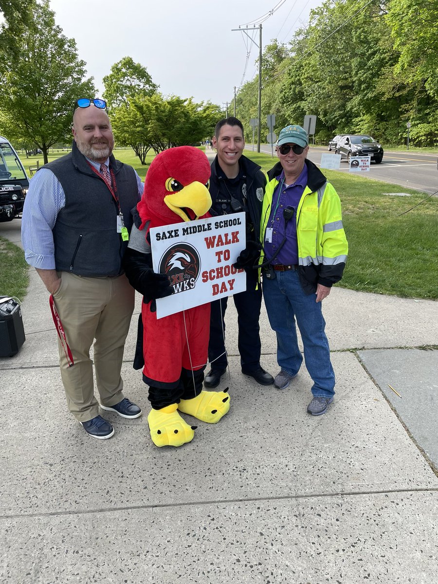 JAdams7532's tweet image. Beautiful day @SaxeMS for Walk/Bike to School Day.  Great to see so many families this morning!