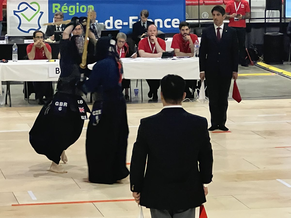 seanstarr's tweet image. It is down to the wire. Great spirit. #kendo #EKC #europeankendo