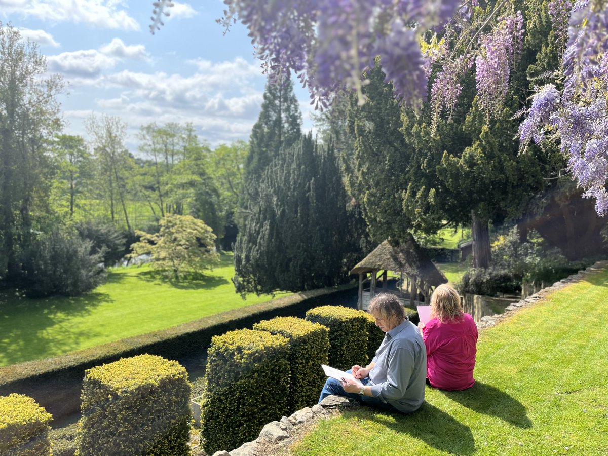 ART RETREAT - WEDNESDAY 5TH JULY 2023 

Unwind fully as you immerse yourself in Art retreat at Bryn Tanat Hall, guided by local Dovaston Artist, David Walker. (<a href="/WalkerArtist/">@WalkerArtist</a> )

Click to see more 
bryntanat.co.uk/art-retreats/

#bryntanathall #artretreat #shropshireartist #artclass