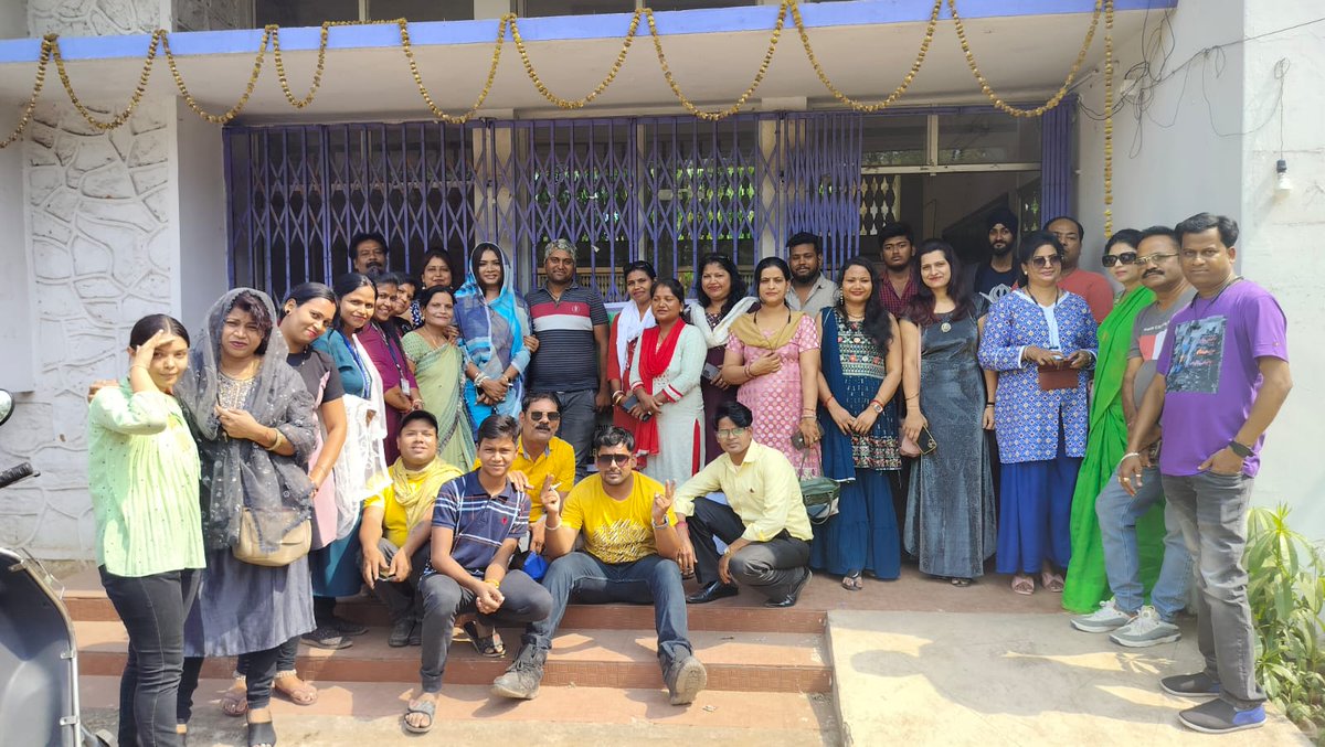TheWishRout's tweet photo. #Humanity_Foundation #Aasha_Ra_Aloka #Beggers_Reahabiliation_Center #Precious_Time https://t.co/Tf0uiSSMC9