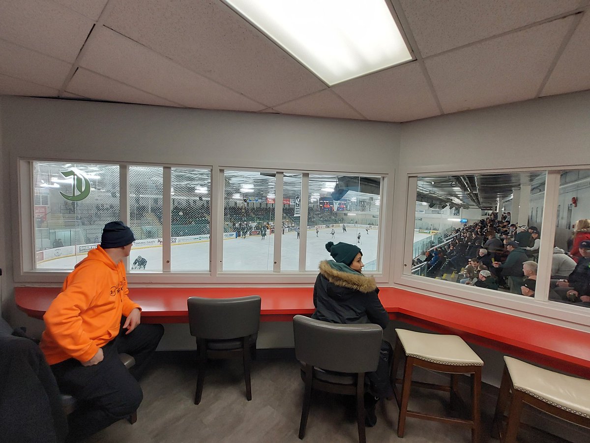 YouKnowMeAsLen's tweet photo. Enjoy the suite life on a Friday this upcoming @TheAJHL season. https://t.co/lonWh0Zpf1