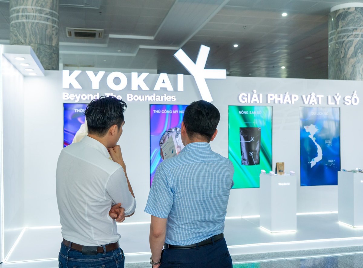 huny_nomion's tweet photo. Amazing discussions, insights, and connections made in Digital Transformation Week in the Mekong Delta region!

#phygital #kyokai solution will be a major driving force for high tech adoption in agriculture, tourism, and digital fashion here!

Lets go @KardiaChain! https://t.co/Oc6sSp0sko