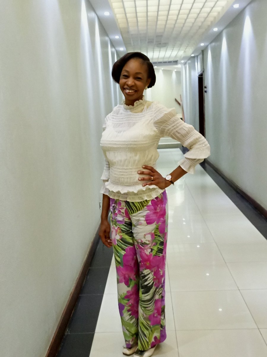 Kwema??
Ni Furahi Daaaay!!
Taja Kibao Uchezewe na mie 
<a href="/Mtotomzuri001/">Mtoto Mzuri-SuperChonnie</a> naahidi kukupa song utakayo..
#TafrijaChaguoLako
<a href="/RadioTaifaFM/">KBC Radio Taifa</a> 

"Hii ni Kubwa na Si Chocha''