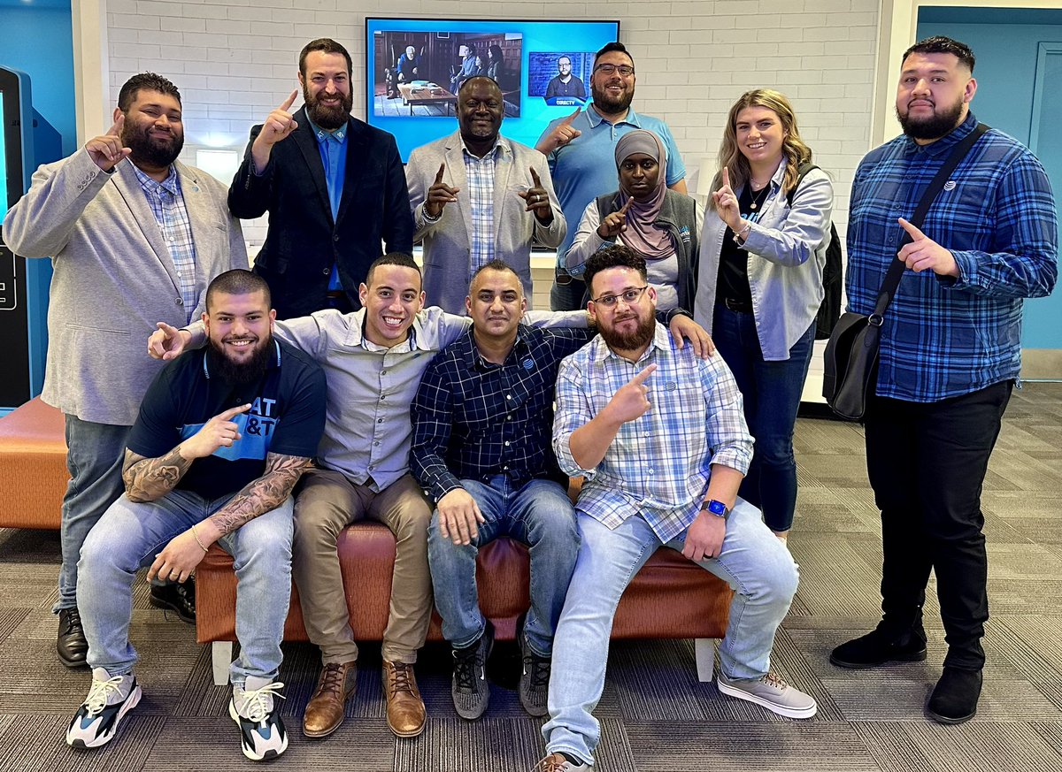 Yesterday the leaders of the #RoyalEmpire 👑 had an amazing Ops Review 🤩 with <a href="/DaleB1/">Dale S. Brown</a> 🙌🏼 A lot of great Q1 highlights shared 👏🏼 Ready to take over 2nd half of the year!! 💪🏼 
<a href="/Keith_MrHowdy/">Keith</a> <a href="/LeaderWilliam93/">Will</a> <a href="/ArguetaSesar/">Sesar Argueta</a> <a href="/MS5083/">MANOJ SINGH</a> <a href="/KevinMoralesDMV/">Kevin Morales</a> <a href="/Don_JulioH/">Julio Hernandez</a> <a href="/Gnagna_RSM/">Gnagna</a> <a href="/mrls_osc/">Oscar Morales</a>