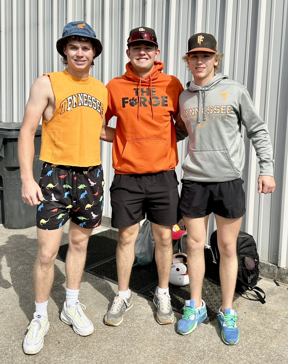 Love these 3 Seniors!! The future is yours guys!! Go get it!! <a href="/DylanLoy37/">Dylan Loy</a> <a href="/tyson_mcfall/">Tyson McFall</a> <a href="/ConnerCatlett/">Conner Catlett</a>