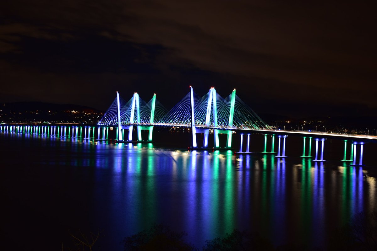 namiwestchester's tweet photo. In honor of the United Day of Hope and NAMIWalks Westchester, the Gov. Mario Cuomo Bridge (Tappan Zee Bridge) will be lit blue and green. Join us at sunset (approx. 8:00 p.m.) today, May 19 on the Westchester side of the bridge. @GMMCB
#findhelpfindhope #westchester https://t.co/mWUKnQ7OsP