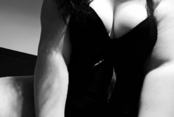 Lust auf ein geiles Date? Neuste Bilder meiner Girls gibt's hier:big7.com/portal/account… #sextreffen #cam2cam