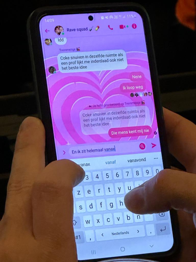 la_vie_en_roos's tweet photo. Uw toekomstige rechters en advocaten dames en heren https://t.co/azcu1TflpB