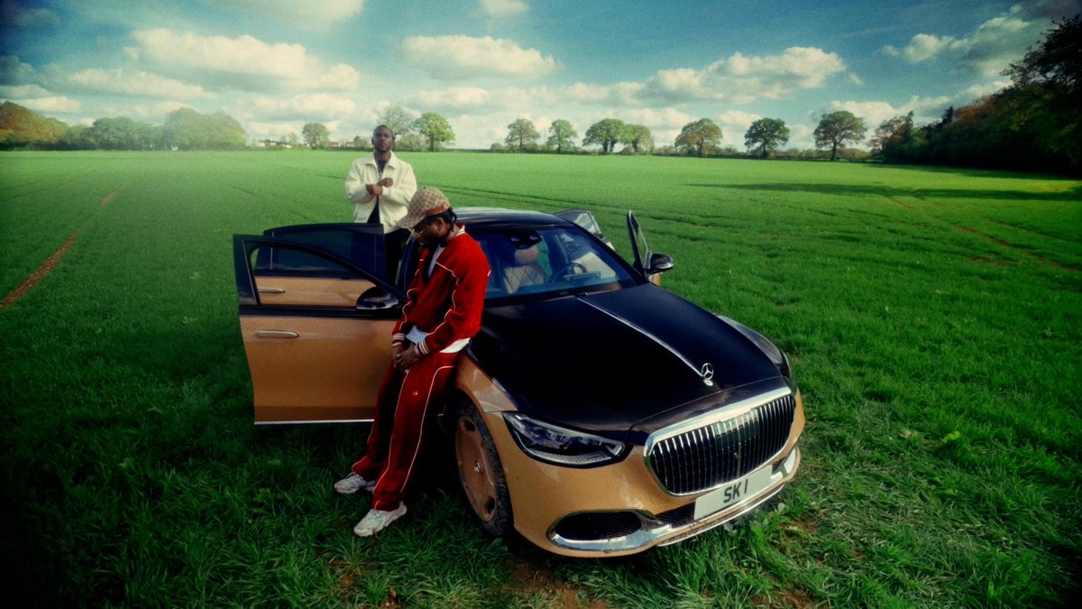 gugzay's tweet photo. skepta stills from the music video i directed 🤲🏾✨ https://t.co/DyQr0iqVv4