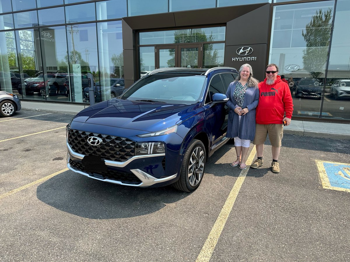 WOODSTOCKHYUNDA's tweet photo. Congratulations to our valued clients - we hope you love your All-New 2023 Hyundai Santa Fe! 🚗🎉 
.
Shop all our new #Hyundai vehicles here: https://t.co/HTKRRB4lx3
.
#HappyCustomers #ThankYou #NewCars #WoodstockHyundai #TheHumberivewGroup #DriveHG https://t.co/jEAnzoKJ6b