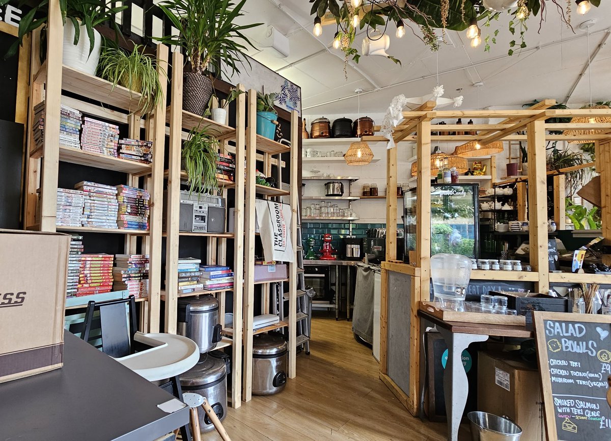 Just came back from a lovely lunch at a corner cafe, and it's inspired us to redesign/update our studio. So I'm 3d modelling it now to help us position and buy things #indiestudio #interiordesign