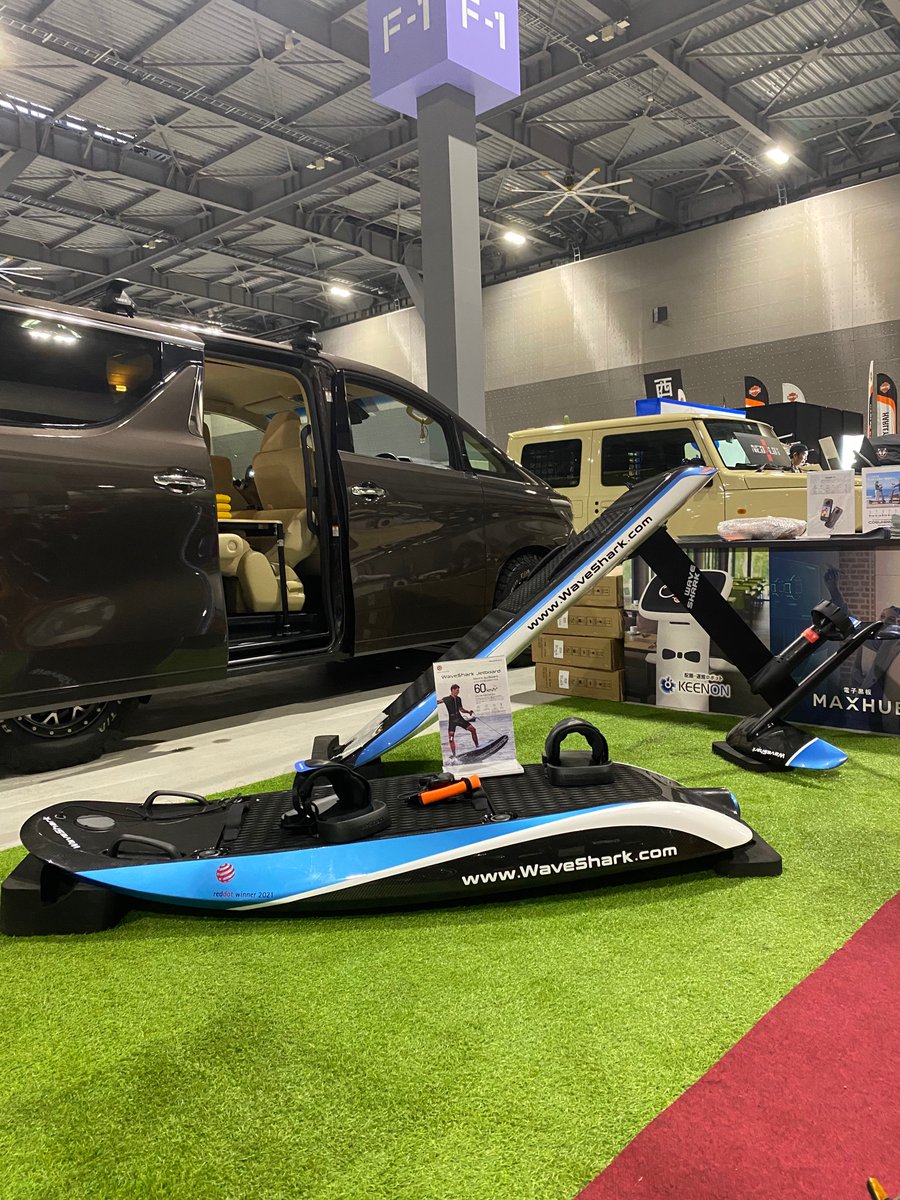 acaliejp's tweet image. ／
日本最大の遊びの祭典
フィールドスタイル🏕️
＼

海外で話題のモーター付き電動ジェットボード、電動フォイルサーフィンを展示いたします。ぜひご覧くださいませ😀

▼場所 ：ホールF 812
field-style.jp

#fieldstyle #WAVESHARK #電動ジェットボード #電動フォイルサーフィン