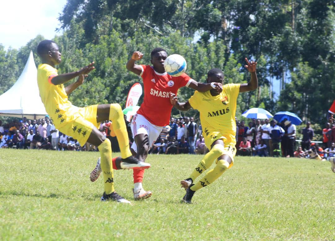 #USSSA | #NationalFootballChampionship
#SemiFinal1
 St.Henry's Kitovu 1(6):1(5) Royal Giant High School
#semifinal2
 St.Mary's Kitende 1(5):1(4) Amus College School.
⚽Katongole Frank
⚽Oyirworh Allan
#VoBUpdates 
@SeniorUganda @MbugaSwaibu9 @kayiirajackson 
📸 @jbmutebi22