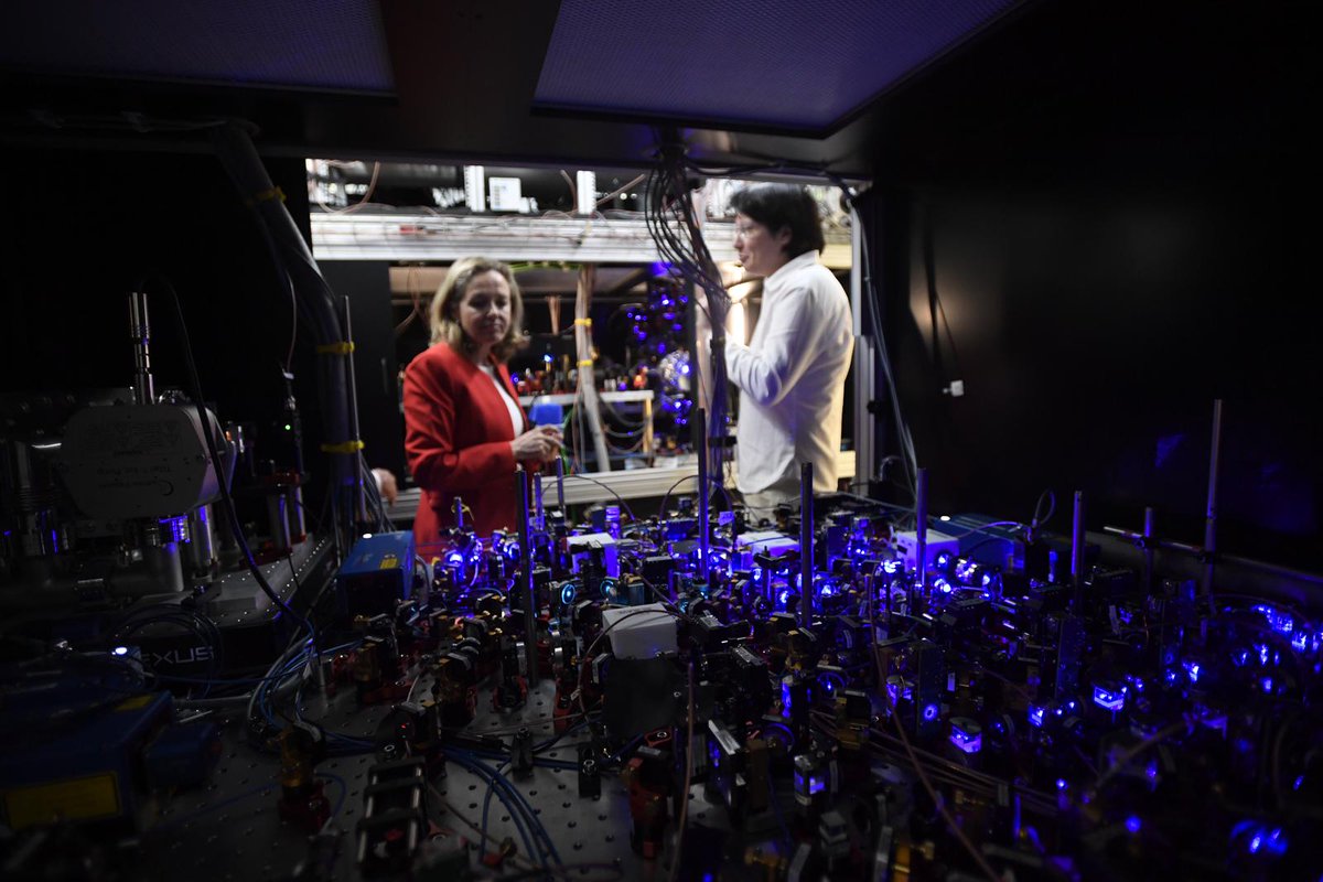 ICFOnians's tweet photo. ICFOnians are greatly honoured by Ms @NadiaCalvino visit to the institute.
Ms Calviño explored projects related to #quantum science and technologies and met with #ICFOSpinOffs @LuxQuanta and @quside. https://t.co/kAgp0mdAVk