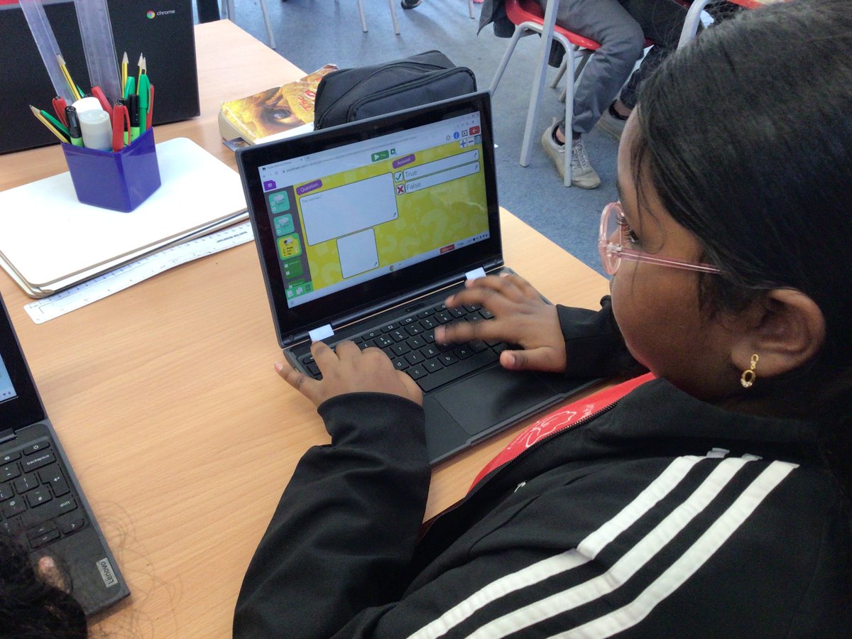 MissBeattieLPA's tweet photo. We are making quizzes that are suitable for year 2 students in our current computing unit. They cannot wait to show your class @MissStanleyLon1 @LongshawAcademy https://t.co/5euZgCR5Cz