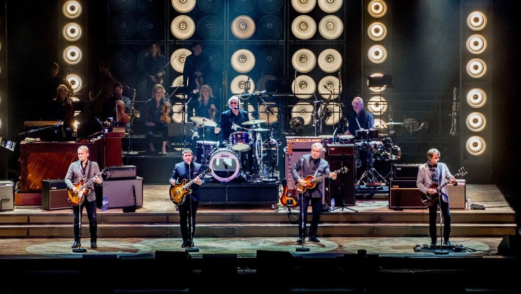 In Hello Goodbye presenteren The Analogues hun ruim dertig beste iconische nummers - omroeptilburg.nl/cultuur/in-hel…