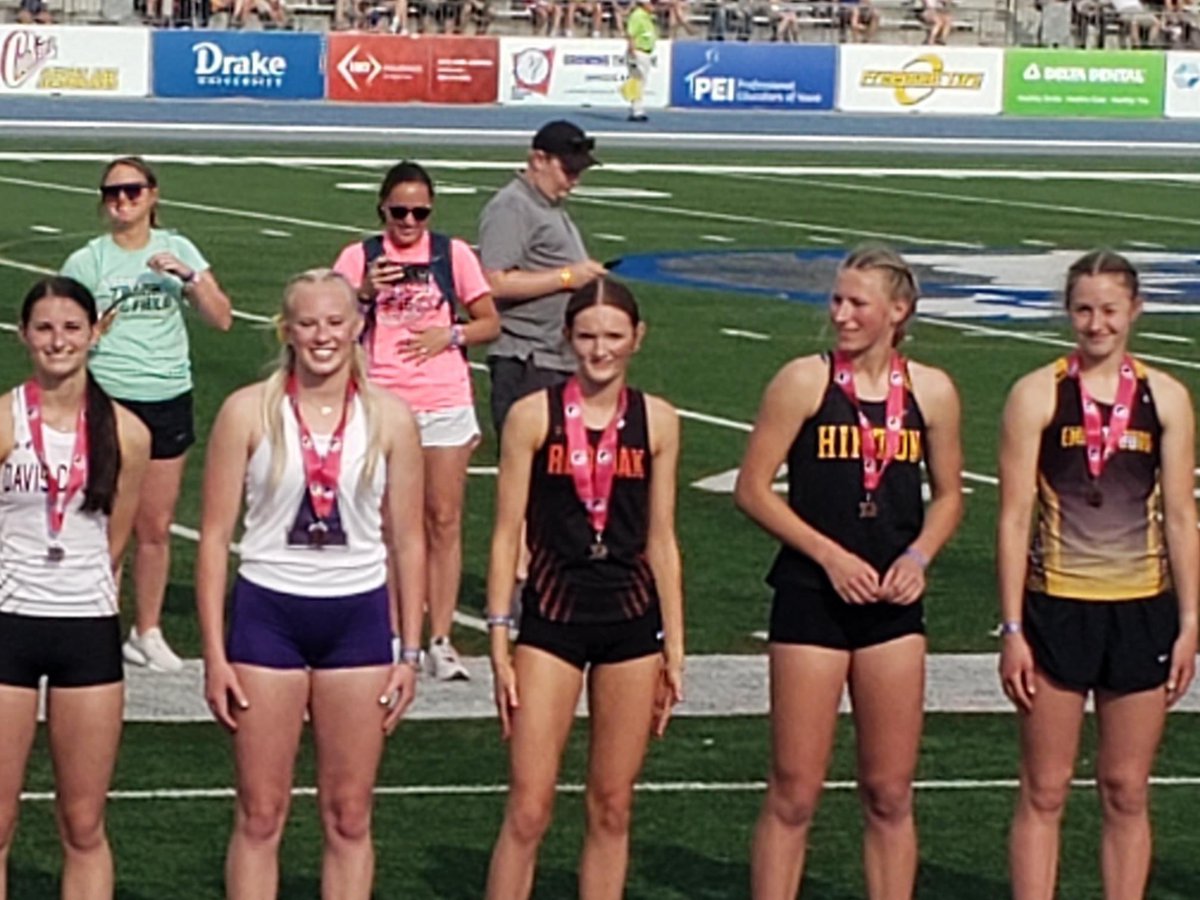 SueannF's tweet photo. Great 1st day at State Track for our Tigers!! Two 4th place medals!! @JackKlinger34 https://t.co/Tz9lYABLvM
