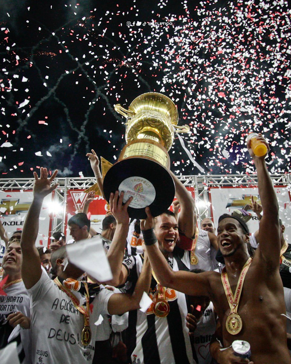 Atletico's tweet photo. 🔙🏆 Há 10 anos o #Galo conquistava o Campeonato Mineiro e explodia a Massa de alegria no Mineirão! 💥 https://t.co/LxSNgkfk8N