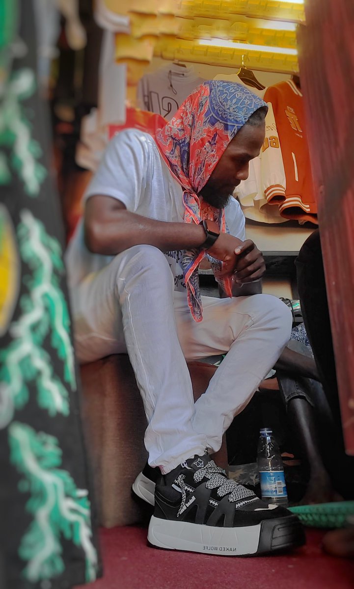 iammrgreen211's tweet photo. New music coming out soon
#JunubinJuice #DuguJabtaki 

@TraceEastAfrica @Johnzawa @nextradio_ug @EyeRadioJuba @channelueast @Chanwatjames1 https://t.co/Eog2r7FTag