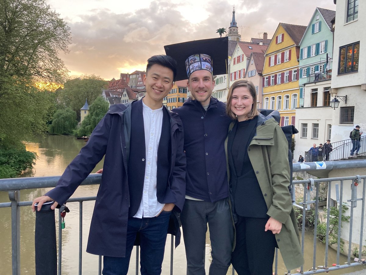 mackelab's tweet photo. New Doctor in the house!

Dr. Jan Boelts @janfiete successfully defended his PhD last week, talking about a fantastic set of works on developing and applying simulation-based inference methods in neuroscience and cognitive science. 

Many congratulations for making it to the top! https://t.co/bNdiwManxw