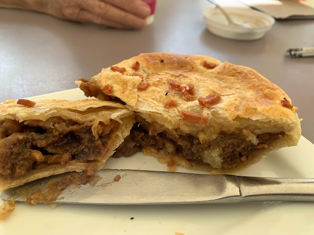 Random Bakery tweet media