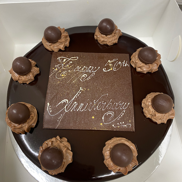 Random Bakery tweet media