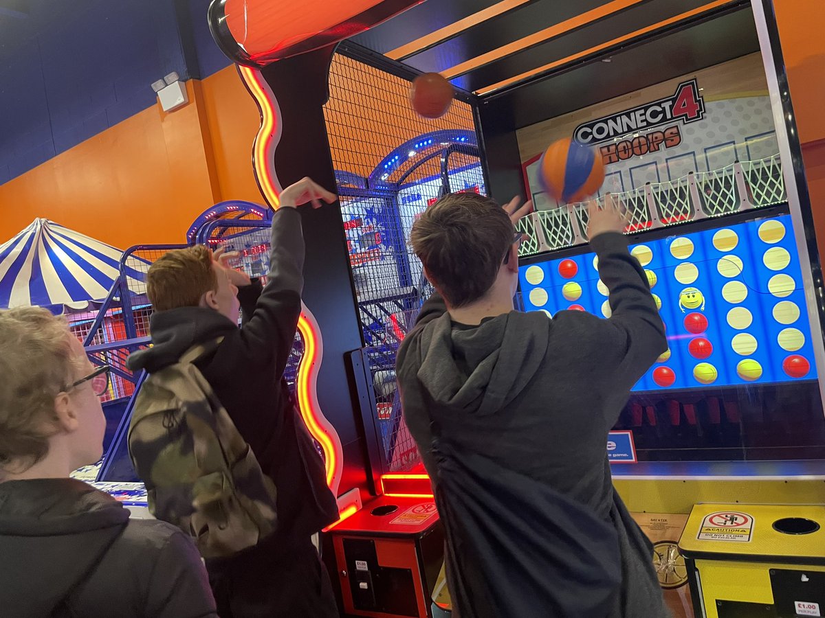 SHS Maths tweet media