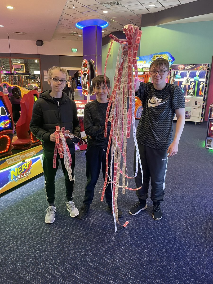 SHS Maths tweet media