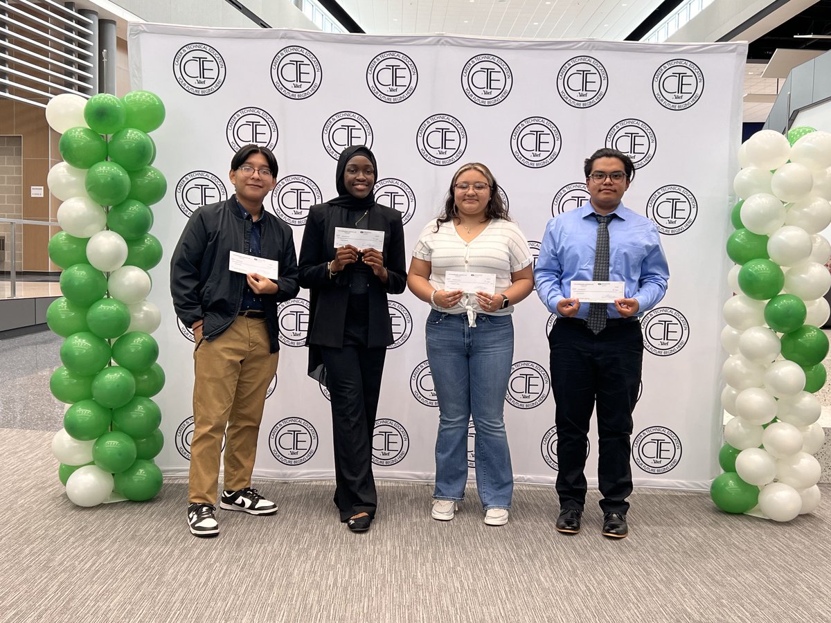Alief_Career's tweet photo. We had 4 Architecture students receive $1,000 scholarships this week. Ameenat Adisa, Sonia Jacobo, Luis Diaz & Cesar Mejia we are so proud of your achievements! @AliefISD @AliefCTE Alief Independent School District #ChooseAlief #ACACOneTeam https://t.co/frpB6n0dwV