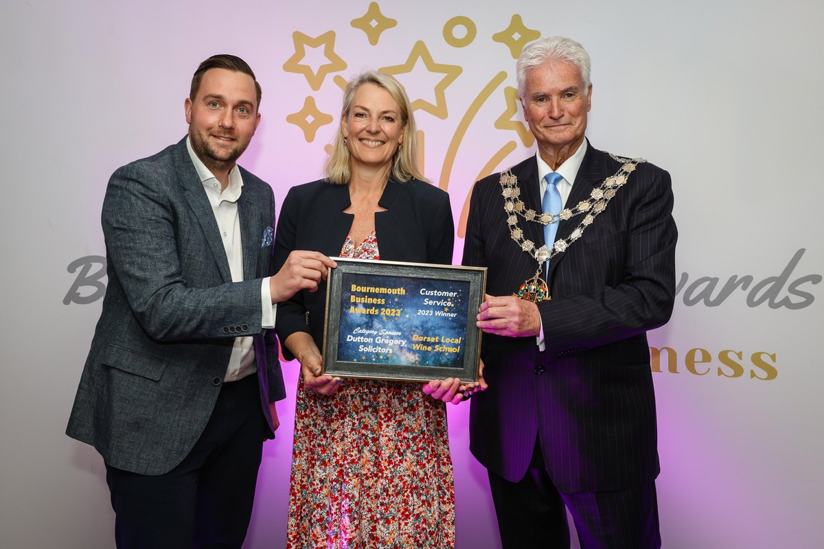 Cheers and raise a glass to #dorsetlocalwineschool yesterdays #customerservice winner seen here with Bournemouth Mayor Cllr Robert Lawton and Daniel from <a href="/DuttonGregory/">Dutton Gregory</a> 🥂🥂