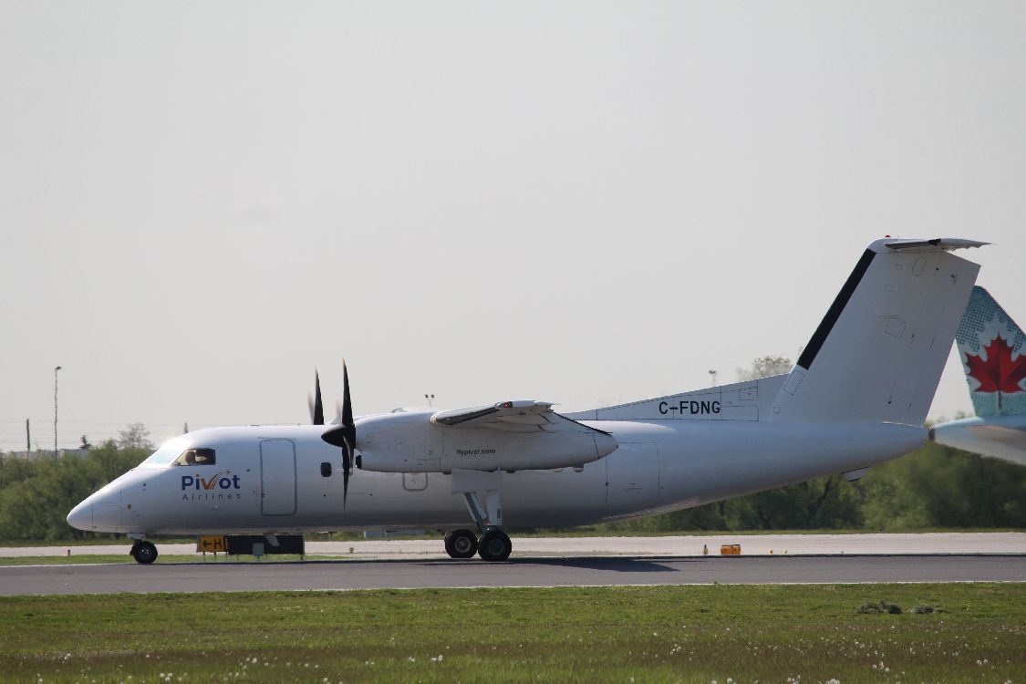 flywithpivot's tweet photo. Fresh off of one essential service mission for the past few days Pivot’s Dash is back in action, departing from Toronto Pearson to begin repatriation work operating from Timmins to Kashechewan.
#essentialsercicePivots #ontario #essentialworkers
#essentialbusiness #mississauga https://t.co/H5hU7NsDrV
