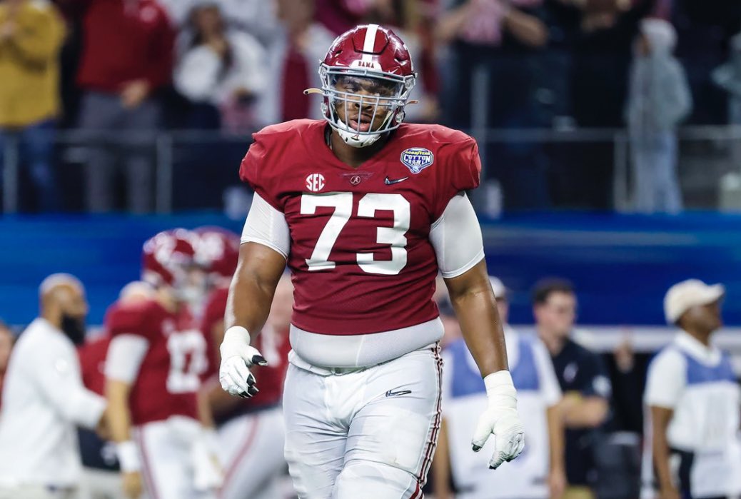 SolomonThomas2x's tweet photo. AGTG ✞ Blessed to earn a offer from The University of Alabama #RollTide @Coach_TRob https://t.co/tpSrCafN7c