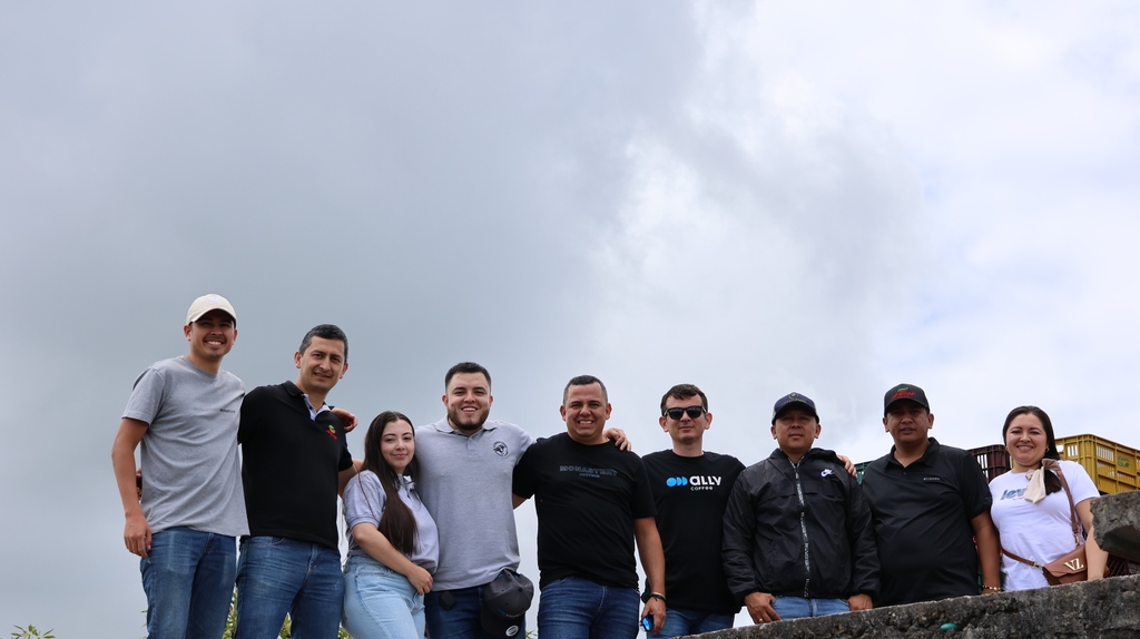 Our latest trip to visit our friends in Pitalito was equal parts fun and educational as we learned about coffee processing and more from Rodrigo Sanchez, Elkin Guzman, and Clearpath Coffee!

Can you guess where we're going to visit next? 👀