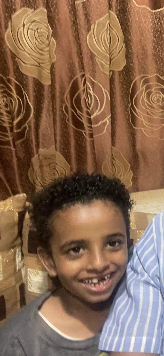 dalia_eltahir's tweet photo. الاشقاء الاربعاء فقدوا من داخل المنزل 

كتب والدهم : السلام عليكم و رحمه الله و بركاته ….

الحمد لله على أمر الله …
اليوم فقدت اطفالي الاربعة بطريقة غريبة جدا من داخل المنزل الساعة ١١ صباح اليوم الجمعة ١٩ مايو .
فجأة لقيتهم مافيشين و عندهم تلفون بجراب أزرق وللاسف مغلق.
اللهم أحفظهم وردهم لي سالمين يا رب 🙏🏼

الرجاء اكل من يراهم الاتصال 
علي الارقام الاتية - اتصال وواتساب 
0123000650
0909465313

#لا_للحرب