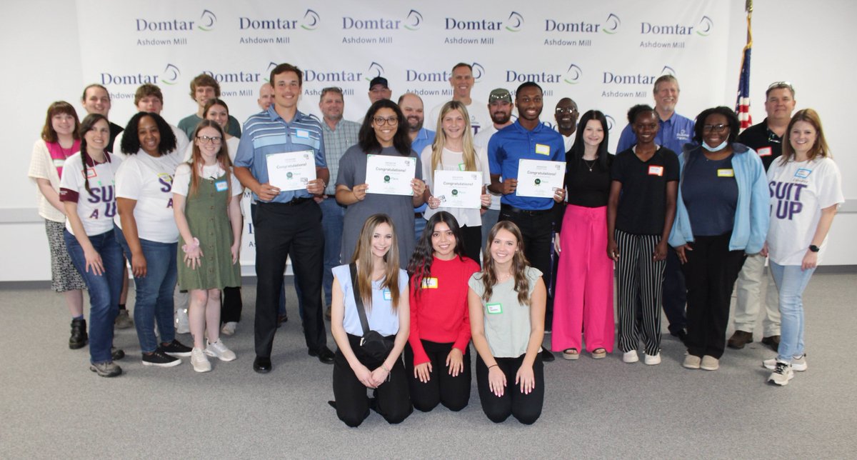 4️⃣ teams of @AshdownSchools students recently participated in a @volunteerSuitUp competition hosted by our Ashdown Mill, where they developed innovative, paper-based #productideas with the support of #Domtar mentors. Find out which entry won: ow.ly/PCwC50OrwWO